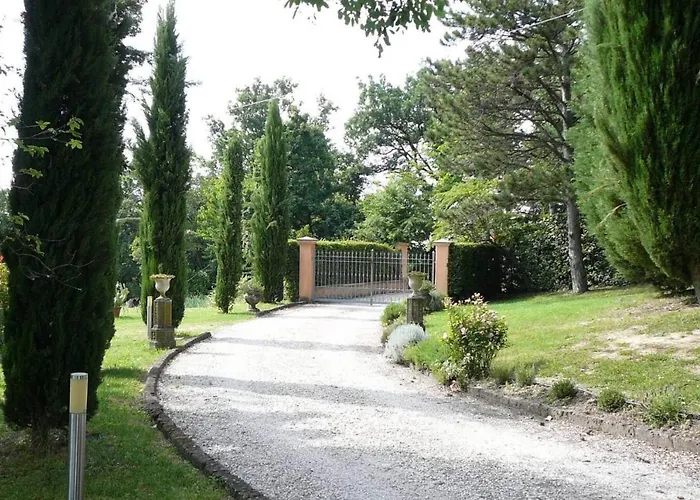 La Pergola In CastellʼArquato